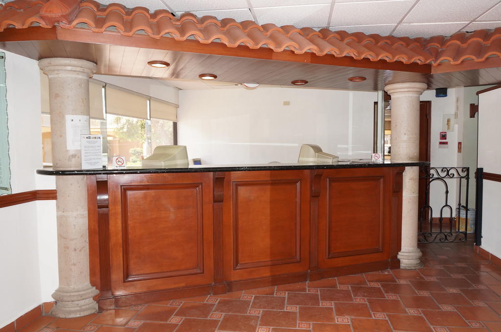 Juarez  Maria Luisa Inn & Suites מראה חיצוני תמונה
